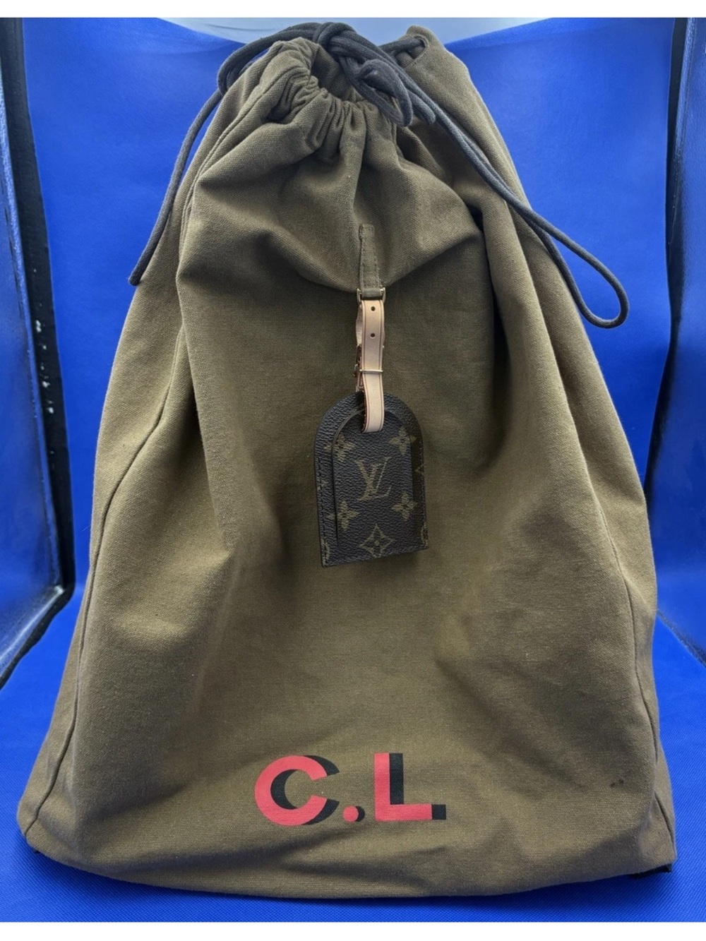 LOUIS VUITTON Monogram Christian Louboutin Iconoclast Handbag Limited Edition - Picture 16 of 16